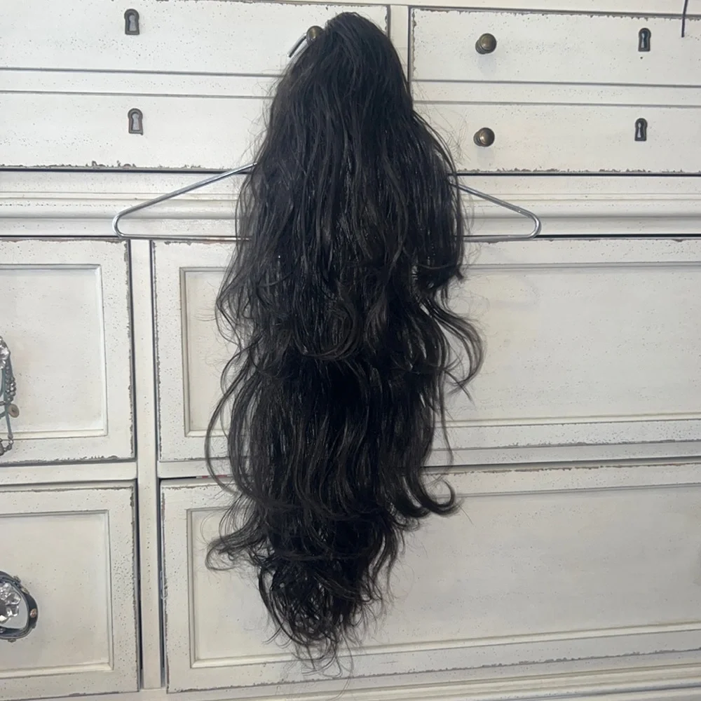 N/A clip hair